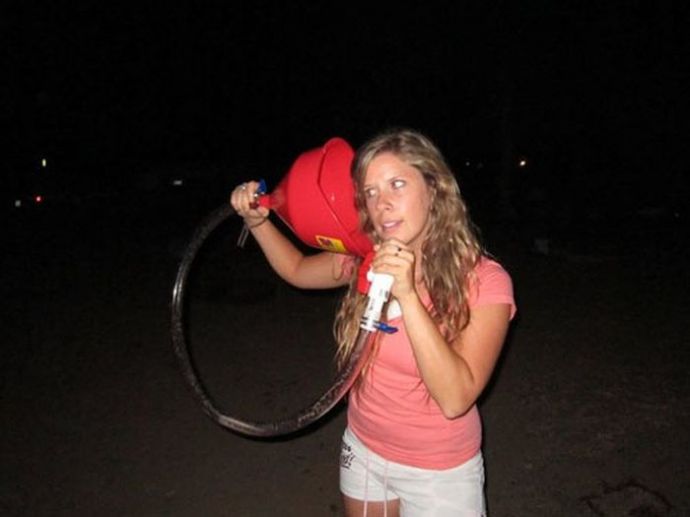 Забавные девушки, которые любят подурачиться