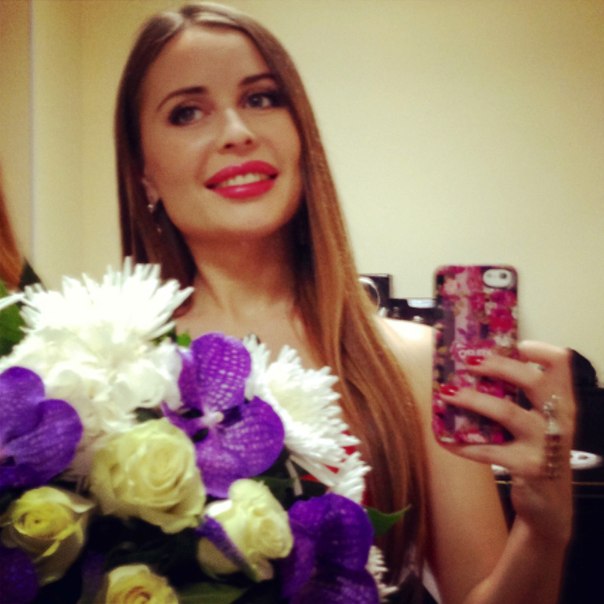 Юля Михалкова стала 49-й в списке самых сексуальных женщин России Юля Михалкова стала 49-й в списке самых сексуальных женщин России