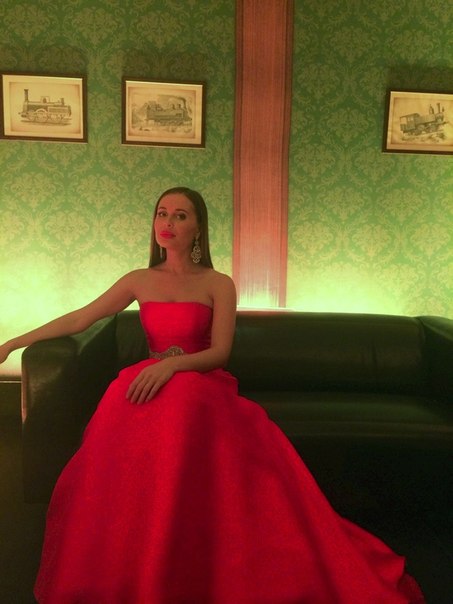 Юля Михалкова стала 49-й в списке самых сексуальных женщин России Юля Михалкова стала 49-й в списке самых сексуальных женщин России