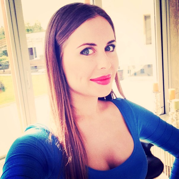 Юля Михалкова стала 49-й в списке самых сексуальных женщин России Юля Михалкова стала 49-й в списке самых сексуальных женщин России