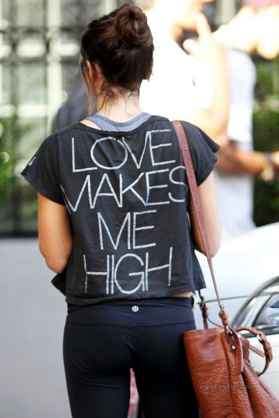 Звезды в спортивных лосинах