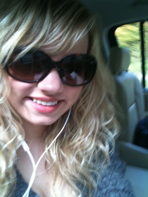 Дурная блондинка с Твиттера