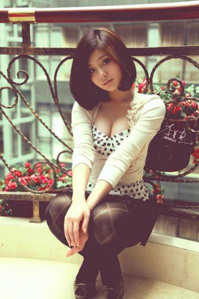 Красивые девушки прямиком с Востока.