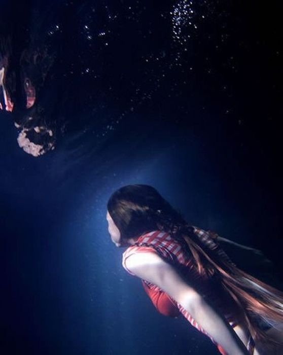 Красивые фотографии девушек под водой