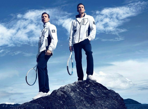 Крис Эванс в лукбуке FILA