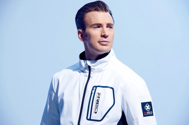 Крис Эванс в лукбуке FILA