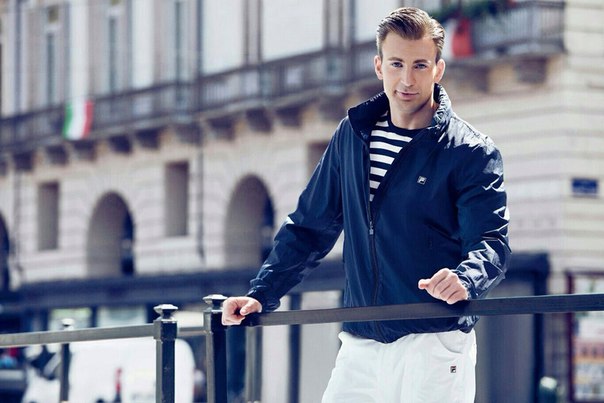 Крис Эванс в лукбуке FILA