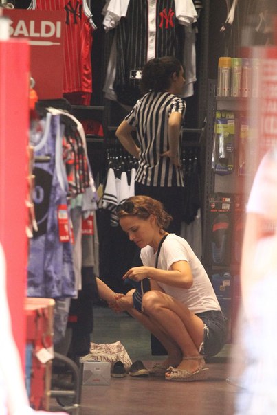 Натали Портман в Риме - 28 июля