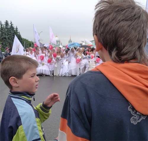 Парад невест в Курске Парад невест в Курске