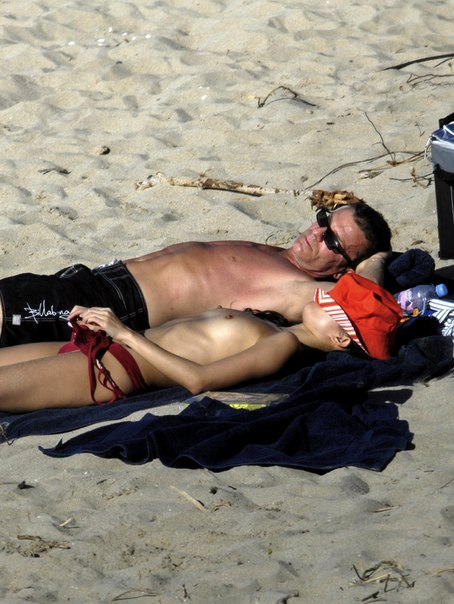 Проект "Голые знаменитости" Чжан Цзыи