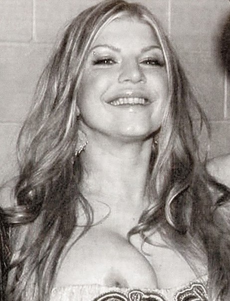 Проект "Голые знаменитости" Стейси Фергюсон