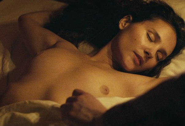 Проект "Голые знаменитости" Виржини Ледуайен (кадры из фильмов)