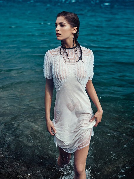 Samantha Gradoville by Federico De Angelis for Numero