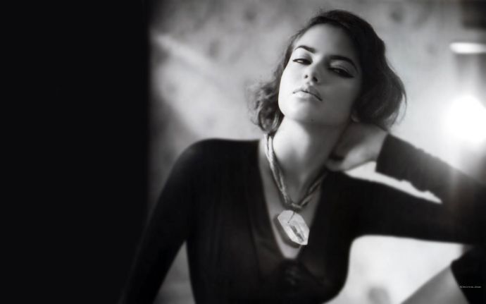 Ангел Victoria’s Secret -Adriana Lima