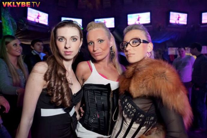 Больше гламуру