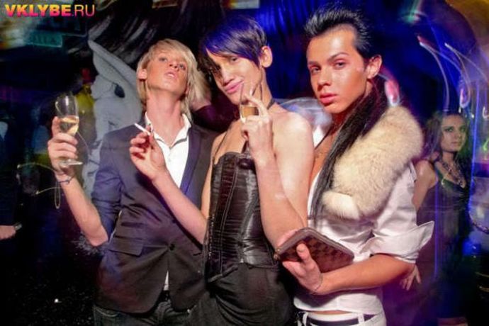 Больше гламуру