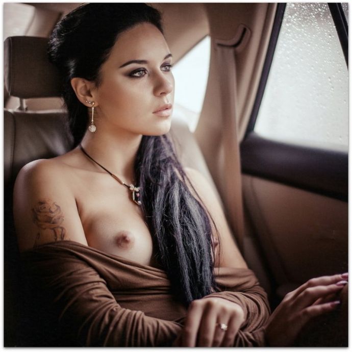 Женские формы (эротика)