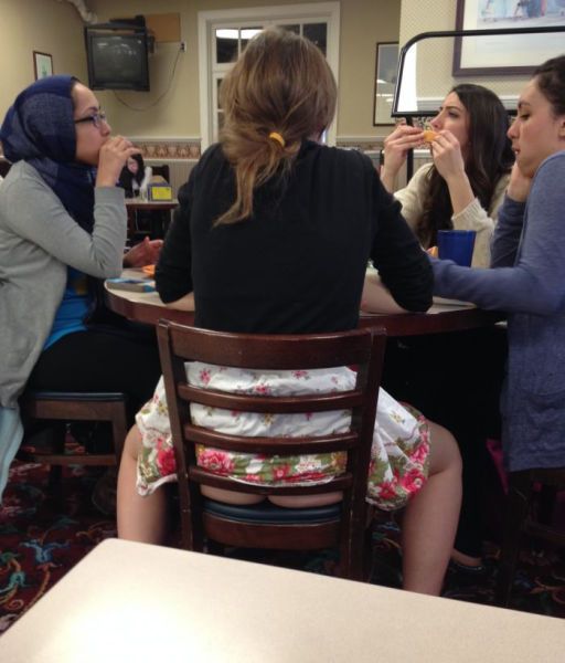 Забавные девушки (эротика)