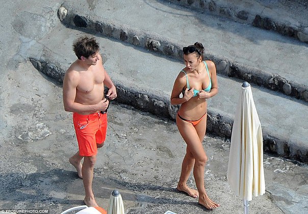 Брэдли Купер и Ирина Шейк на отдыхе в Италии - 11 а