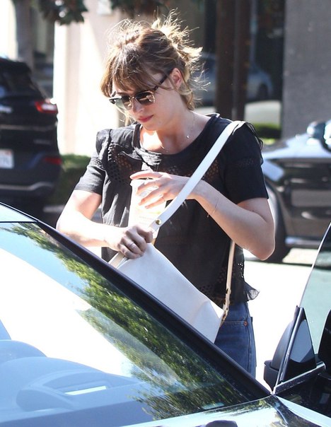 Дакота Джонсон в ЛА - 4 августа