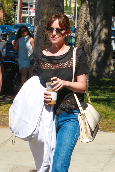 Дакота Джонсон в ЛА - 4 августа