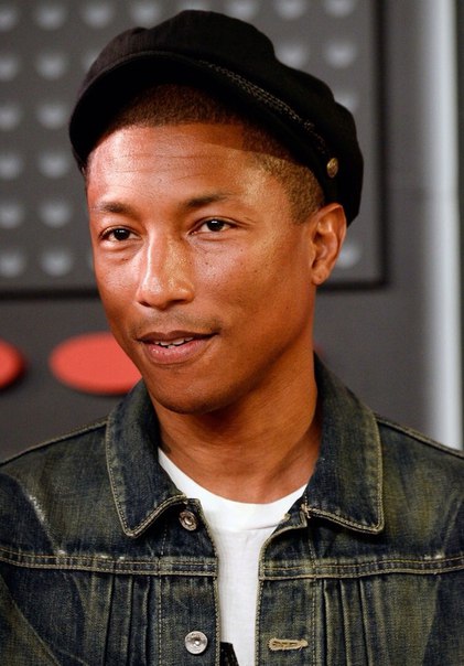 Фаррелл Уильямс с супругой Хелен на MTV VMA 2015