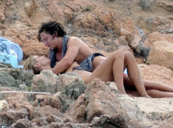 Хайди Клум и Вито Шнабель отдыхают на о.Сардиния