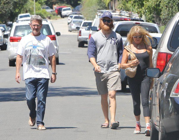 Курт Расселл и Голди Хоун в Брентвуде - 14 августа
