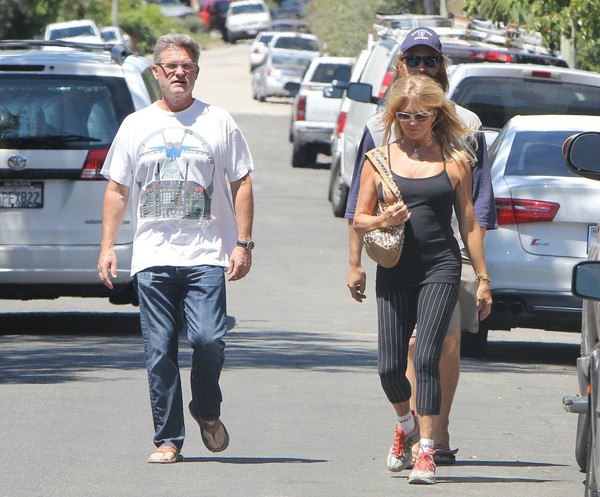 Курт Расселл и Голди Хоун в Брентвуде - 14 августа