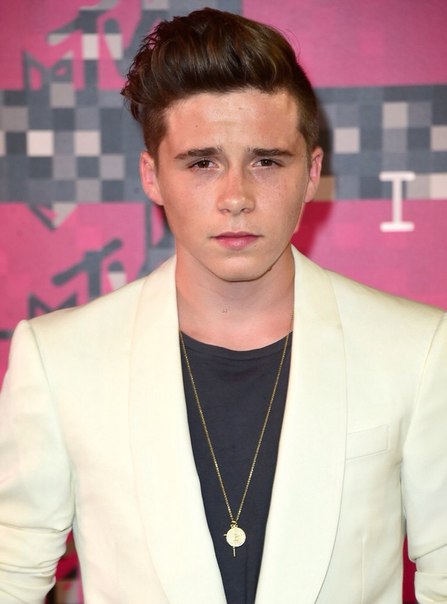 Ник Джонас и Бруклин Бекхэм на MTV VMA 2015