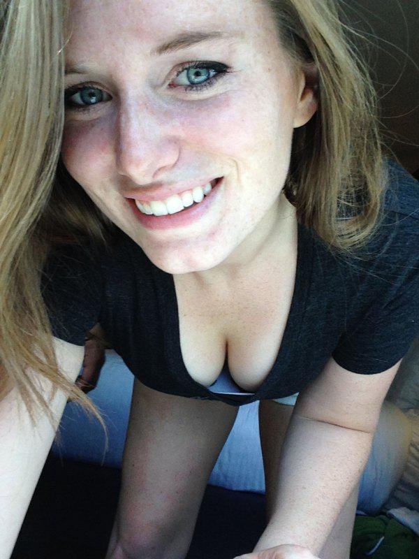 Сексуальные вырезы на сиськах