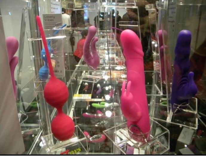 Фотоотчет с рижского фестиваля эротики Erots 2015 (эротика)