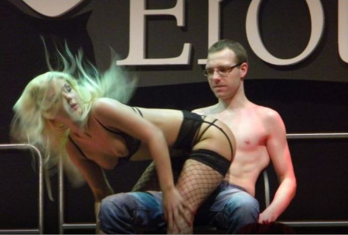 Фотоотчет с рижского фестиваля эротики Erots 2015 (эротика)