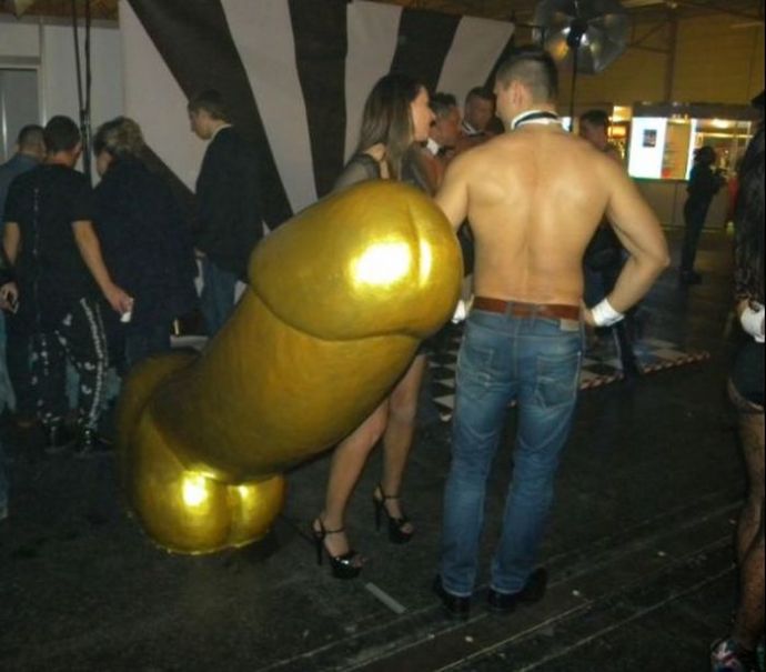 Фотоотчет с рижского фестиваля эротики Erots 2015 (эротика)