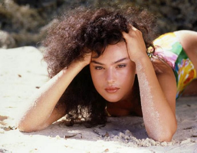 Как изменилась Моника Белуччи за 35 лет