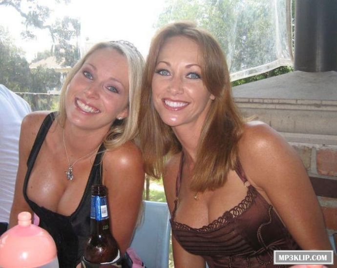 Красивые грудастые девушки