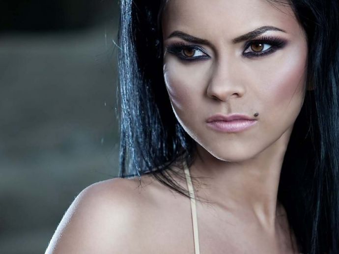 Очень красивая женщина (40 фото) (эротика)