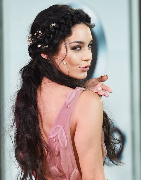 Ванесса Хадженс на MTV VMA 2015