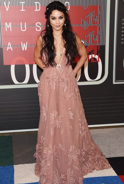 Ванесса Хадженс на MTV VMA 2015