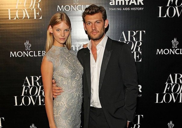 Алекс Петтифер с возлюбленной Марло Хорст на Moncler’s