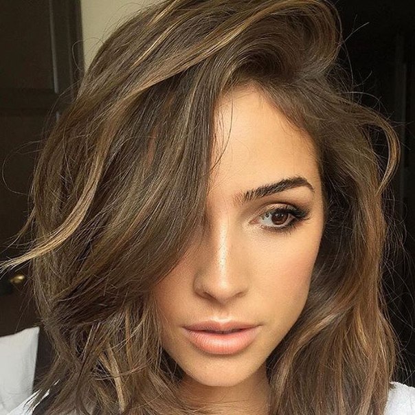 Американская модель, победительница конкурсов Мисс США-2012 и Мисс Вселенная-2012