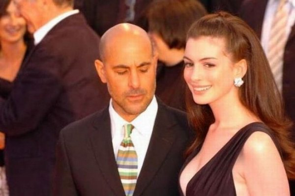 Куда пялимся?!