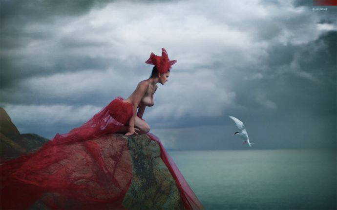 Обнажённые девушки на побережьях Крыма