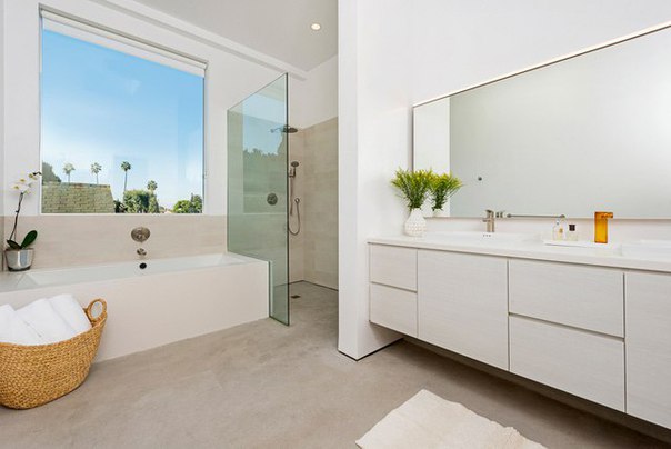 Новый дом Йена Сомерхолдера и Никки Рид.