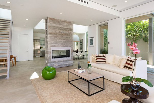 Новый дом Йена Сомерхолдера и Никки Рид.