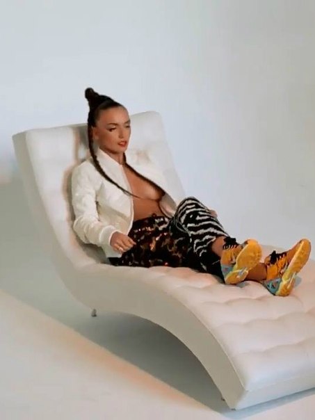 Проект "Голые знаменитости" Ольга Серябкина, группа "Serebro"