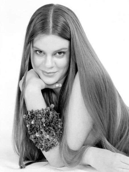 Проект "Голые знаменитости" Вера Полозкова Поэтесса, Россия