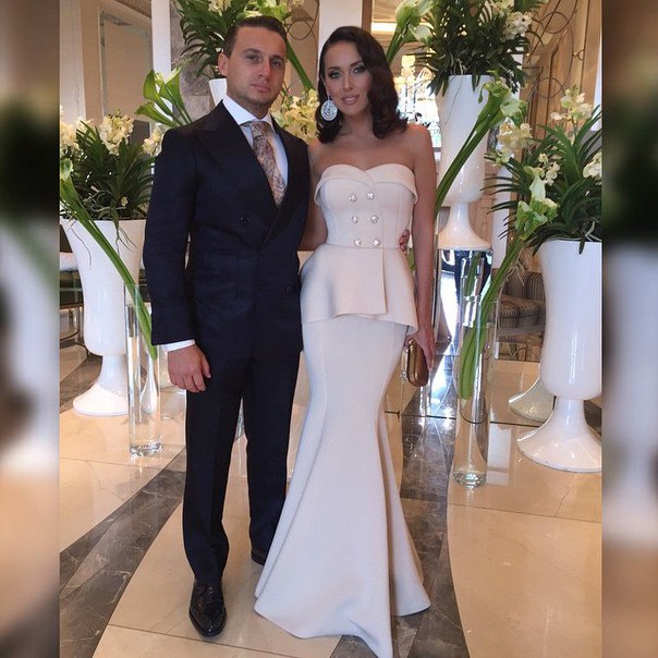 Стиль Алсу на официальных мероприятиях