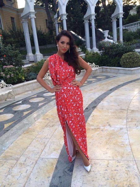 Стиль Алсу на официальных мероприятиях