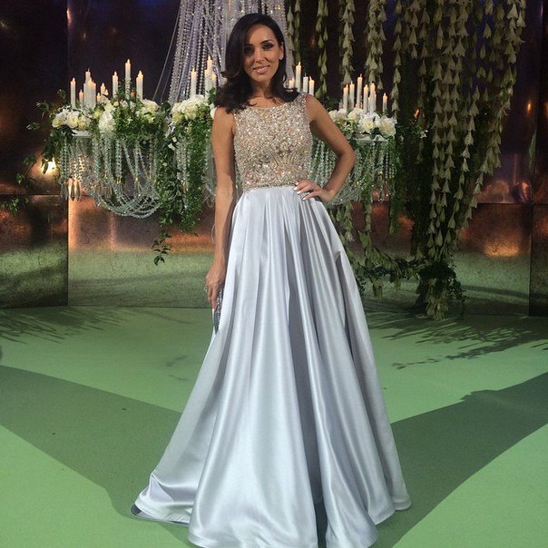 Стиль Алсу на официальных мероприятиях